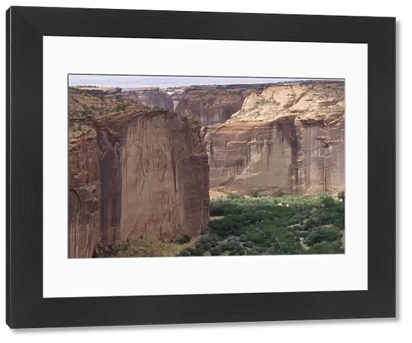 Canyon de Chelly cliffs, Arizona