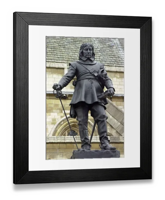 Framed Print : Oliver Cromwell statue next to Westminster Abbey