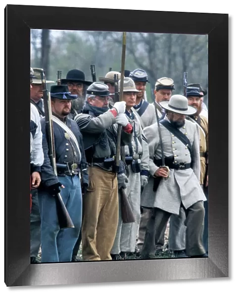 Confederate reenactors on the Shiloh battlefield