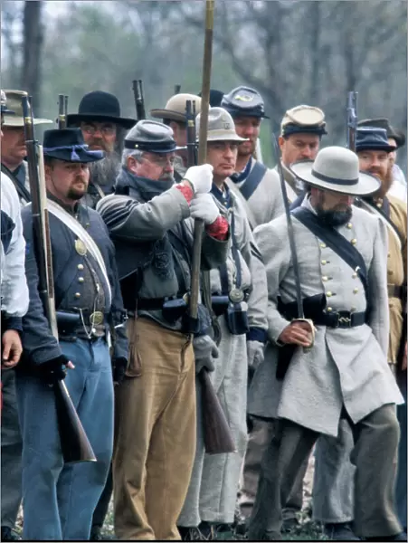 Confederate reenactors on the Shiloh battlefield