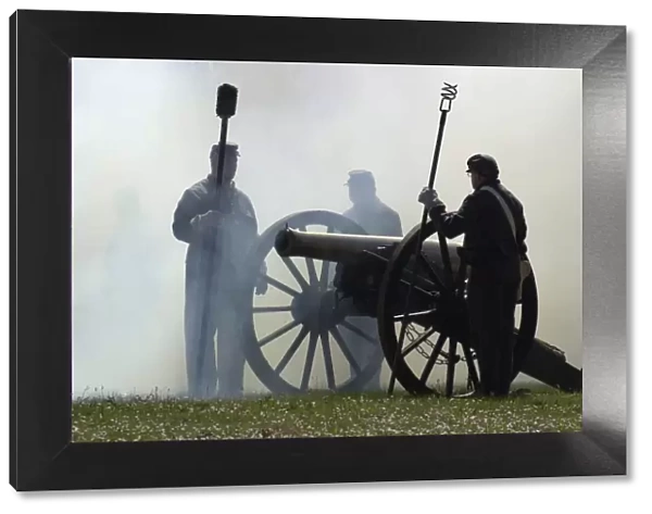 Civil War artillery reenactment at Shiloh battlefield, TN