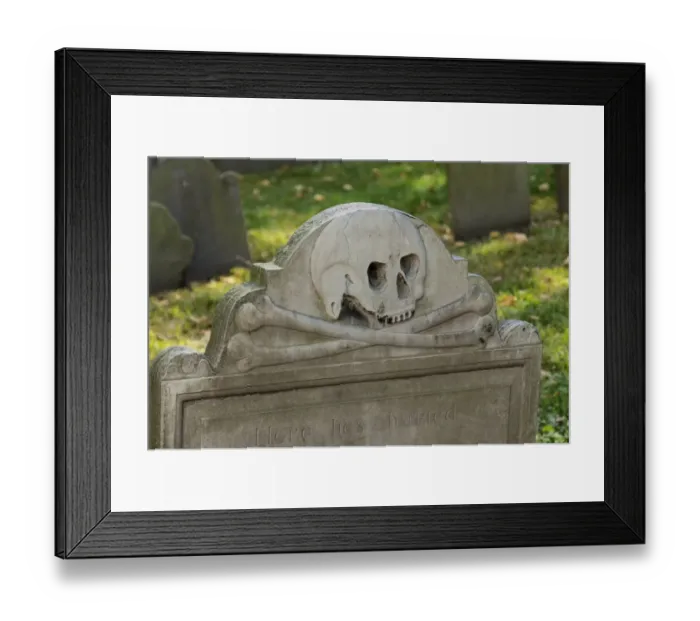 Framed Print : Colonial gravestone in Boston, Massachusetts Framed Print : Colonial gravestone in Boston, Massachusetts