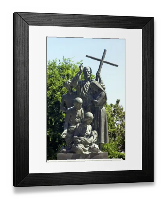 Framed Print : Minorcan colonists statue, St. Augustine, Florida Framed Print : Minorcan colonists statue, St. Augustine, Florida