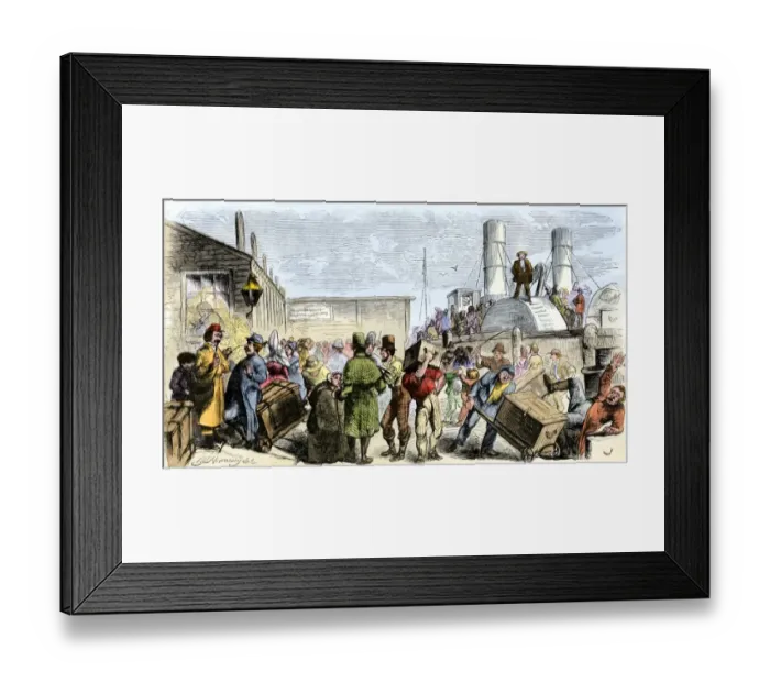 Framed Print : European immigrants landing in New York City Framed Print : European immigrants landing in New York City