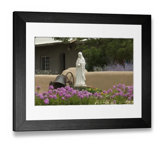 Framed Print : Saint Clare statue Framed Print : Saint Clare statue