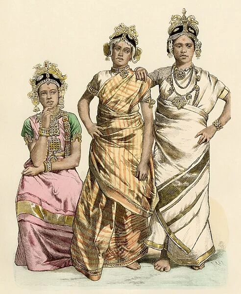 Ceylon women elegantly dressed, 1800s