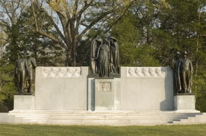 Framed Print : Confederate Civil War memorial, Shiloh battlefield