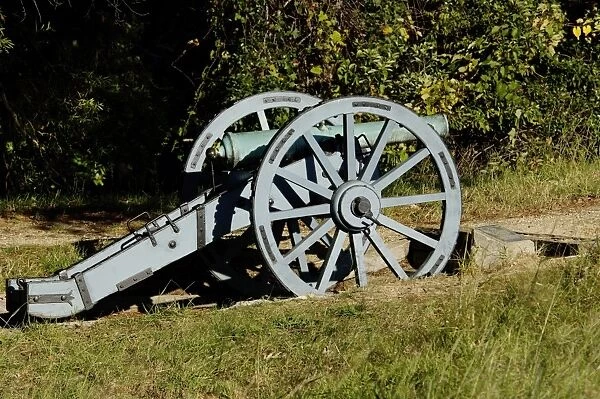 EVRV2D-00184. Revolutionary War French cannon called ' the Fox' at Yorktown battlefield