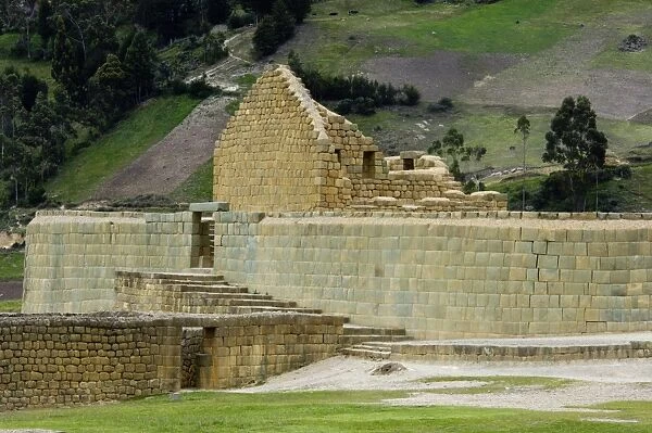 NATL2D-00013. Ruins of Inca city and Temple of the Sun at Ingapirca in the Andes Mountains