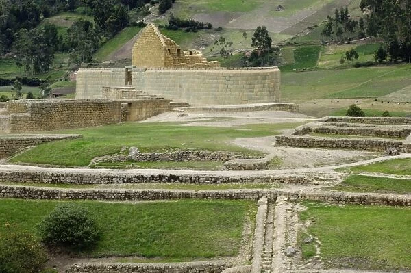 NATL2D-00018. Ruins of Inca city and Temple of the Sun at Ingapirca in the Andes Mountains