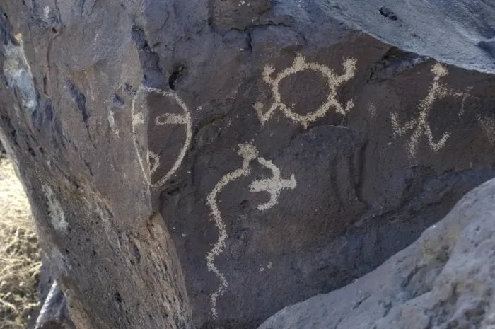 Framed Print : Petroglyphs near Albuquerque, New Mexico Framed Print : Petroglyphs near Albuquerque, New Mexico