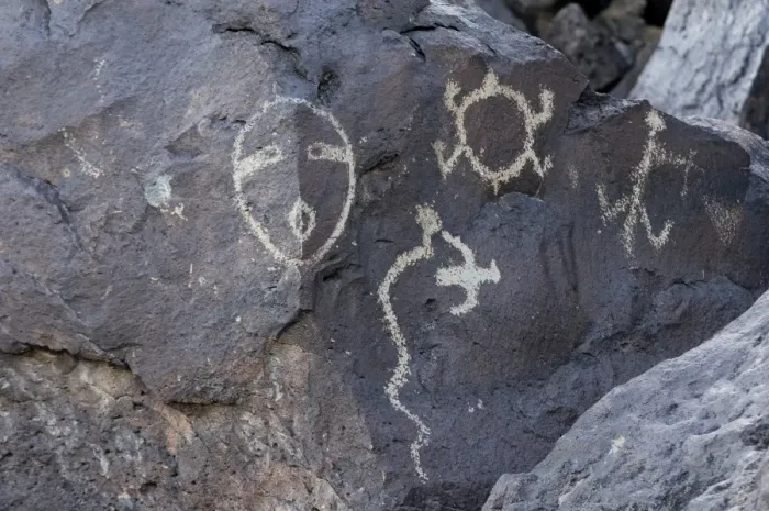 Framed Print : Petroglyphs near Albuquerque, New Mexico Framed Print : Petroglyphs near Albuquerque, New Mexico
