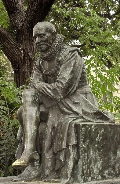 PLIT2D-00004. Statue of French writer Michel de Montaigne, Paris.. Digital photograph