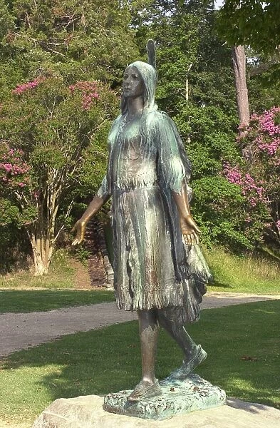 PNAT2D-00004. Statue of Pocahontas at the original site of Jamestown