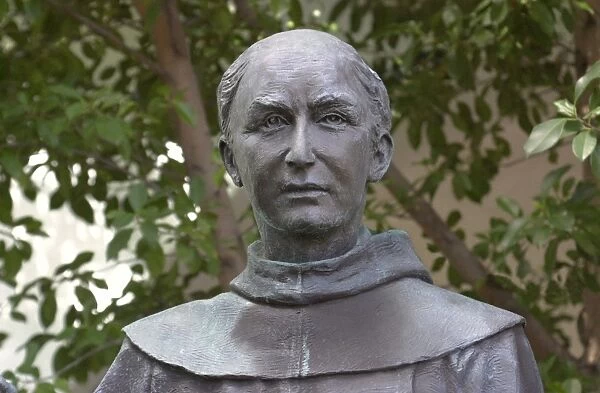 PREL2D-00015. Statue of Father Junipero Serra