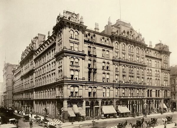 USIL2P-00012. Grand Pacific Hotel in Chicago, 1890 s.