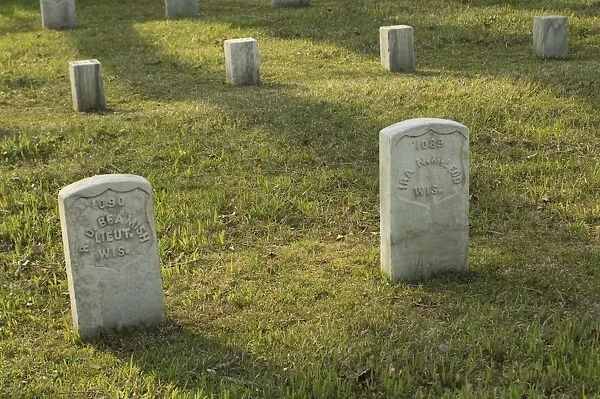 Wisconsin graves, National Cemetery, Shiloh battlefield