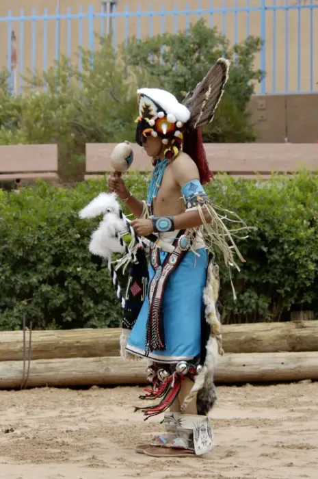 Framed Print : Zuni Red-Tailed Hawk Dancer performing the Turkey Dance at the Gallup Framed Print : Zuni Red-Tailed Hawk Dancer performing the Turkey Dance at the Gallup