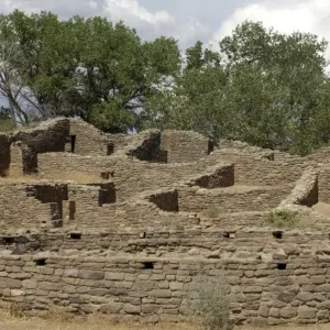 Anasazi / Ancestral Puebloan ruins of a Chacoan outlier pueblo at Aztec Anasazi / Ancestral Puebloan ruins of a Chacoan outlier pueblo at Aztec