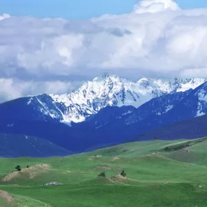 Bozeman Trail over the Bridger Mountains, Montana