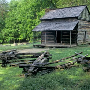 Cades Cove log cabin, Tennessee