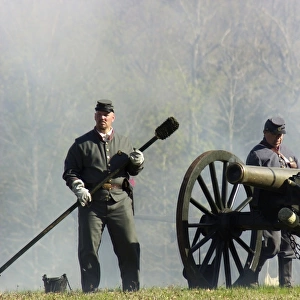 Civil War artillery reenactors, Shiloh battlefield TN