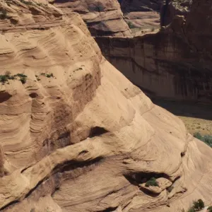 Cliffs of Canyon de Chelly, Arizona Cliffs of Canyon de Chelly, Arizona