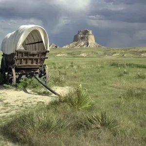 Conestoga wagon on the Oregon Trail