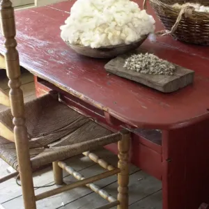 Cotton cleaned by hand, South Carolina Cotton cleaned by hand, South Carolina