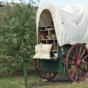 Covered wagon with supplies, South Dakota