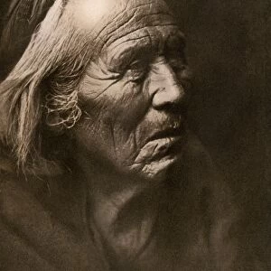 Navajo medicine man, 1904