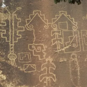Petroglyphs in Lobo Canyon, NM Petroglyphs in Lobo Canyon, NM