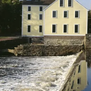 Slaters Mill, first US textile factory Slaters Mill, first US textile factory