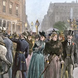 Wealthy New Yorkers out for an afternoon stroll, 1880s