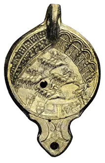 Ancient Civilization Gallery: Ancient Roman oil lamp with Circus Maximus scene