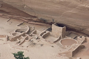 Pre Columbian Prints: Antelope House, an Anasazi/Ancestral Puebloan cliff-dwelling in Canyon de Chelly