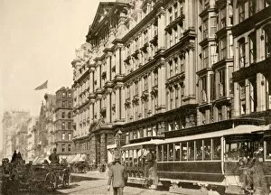 Trolley Gallery: Chicago street downtown in the 1890s