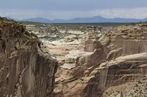 Geology Collection: Chuska Mountains and Canyon de Chelly, Arizona