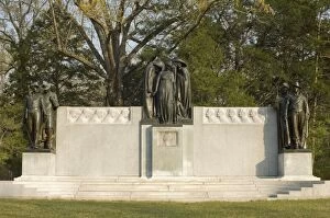 Battle Of Shiloh Gallery: Confederate Civil War memorial, Shiloh battlefield