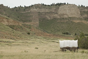 National Park Service Collection: Covered wagon on the Oregon Trail