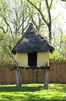 Food Prints: Elevated corn crib in Chucalissa Village