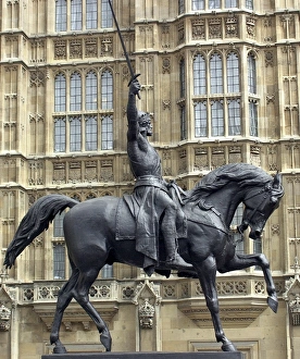 Armor Prints: Equestrian statue of King Richard I in front of the Houses of Parliament