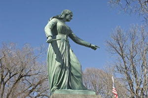 Hannah Duston statue in Haverhill