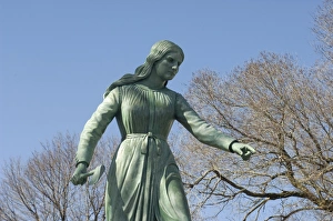 Hannah Duston statue in Haverhill