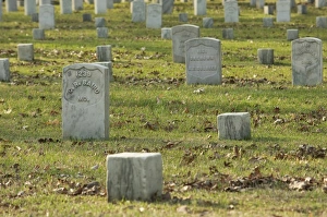Memorial Gallery: Missouri grave, National Cemetery, Shiloh battlefield