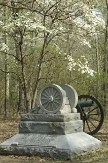 Images Dated 8th April 2011: Ohio Civil War memorial, Shiloh battlefield