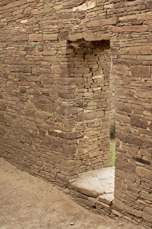 Images Dated 14th September 2007: Pueblo Bonito doorway, Chaco Canyon NM