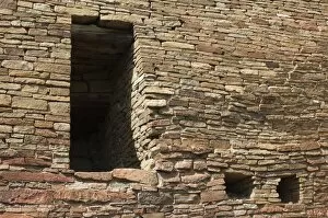 Archeology Gallery: Pueblo Bonito wall and former window, Chaco Canyon NM
