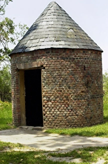 Plantation Gallery: Smokehouse on a plantation in South Carolina