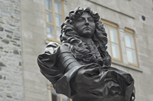 Canadian history Gallery: Statue of Louis XIV in old Quebec